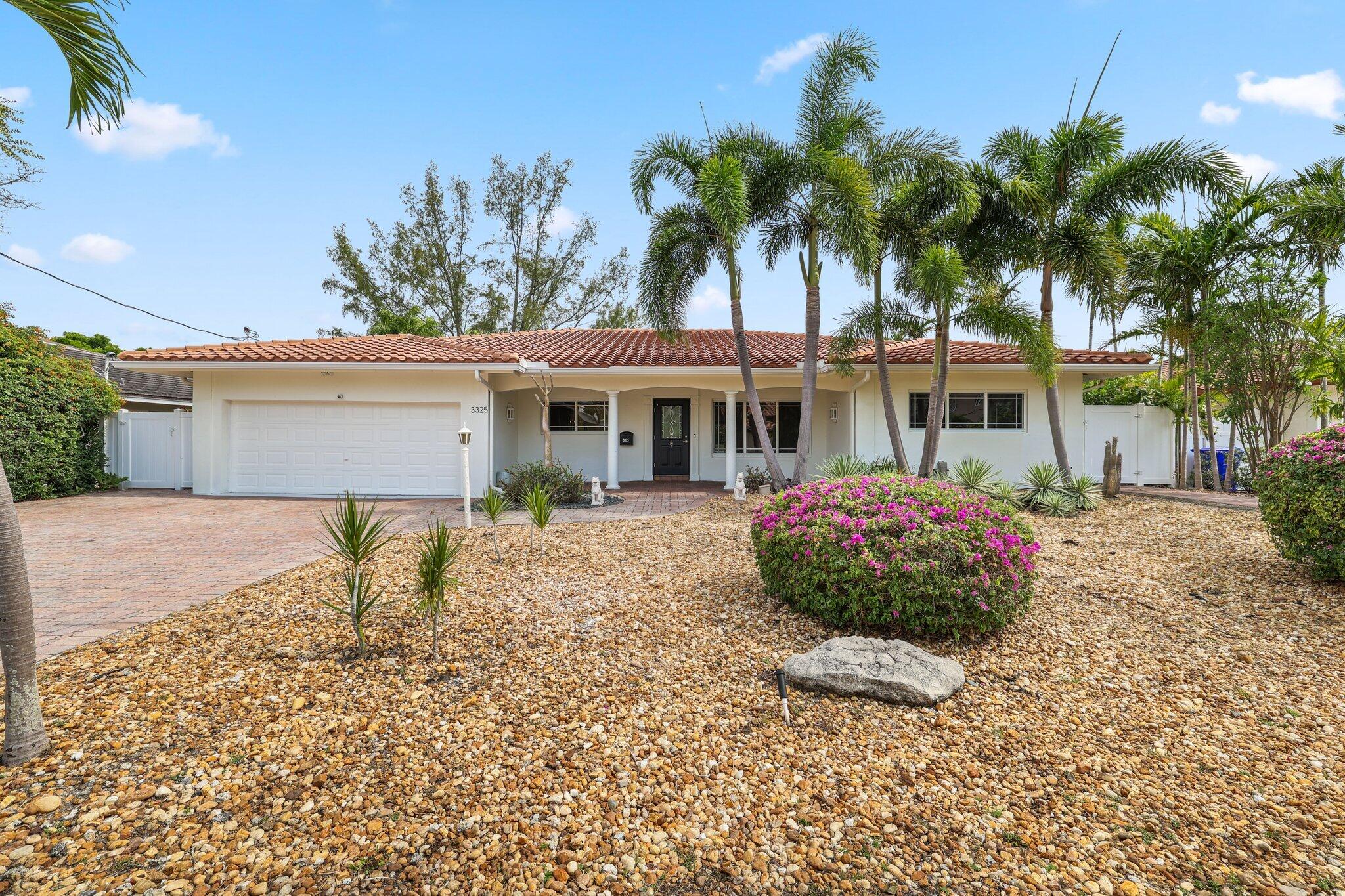 3325 NE 42 Court