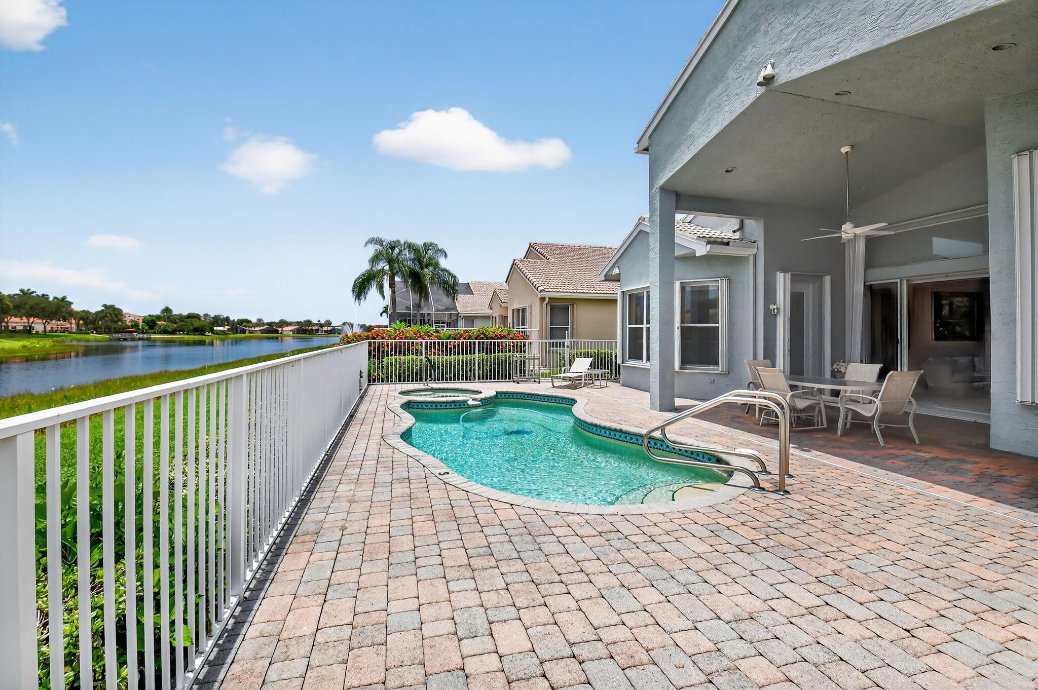 13202 Alhambra Lake Circle