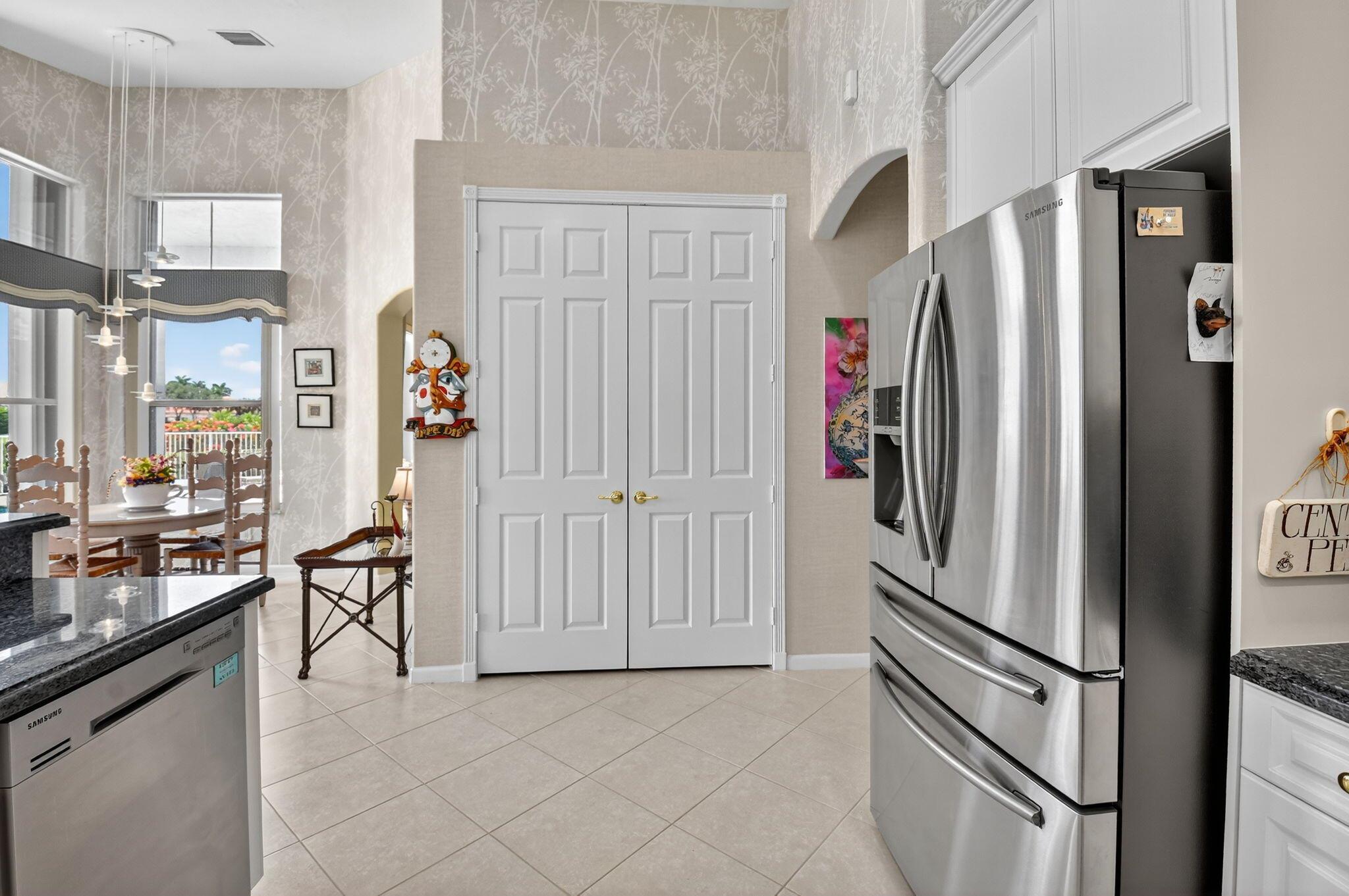 13202 Alhambra Lake Circle