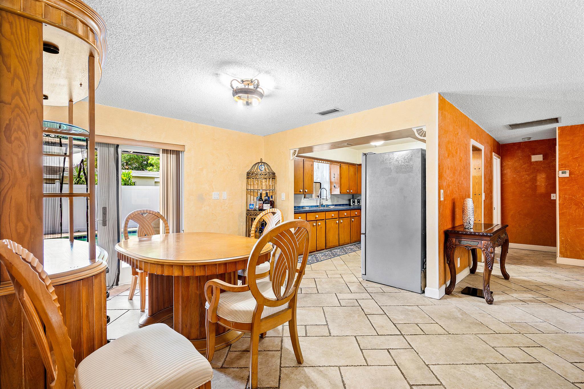 5811 SW 53rd Terrace