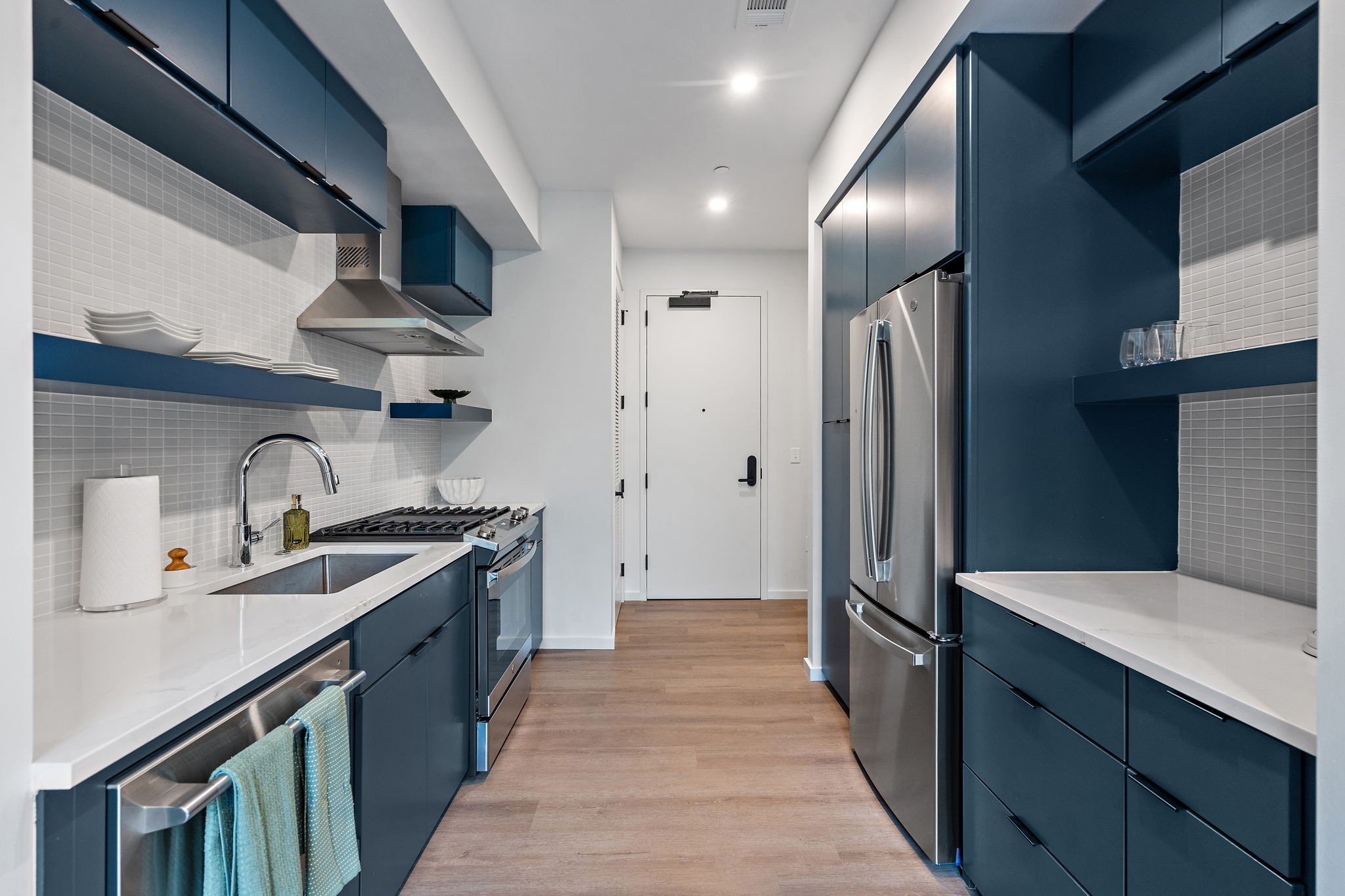 500 Merritt Ave Unit: 306
