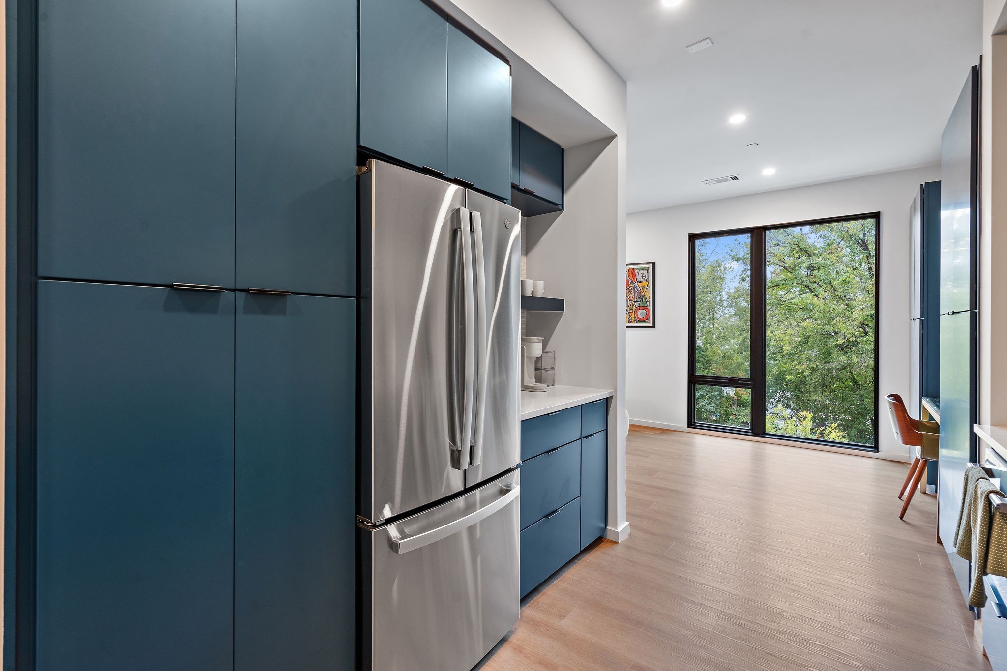 500 Merritt Ave Unit: 306