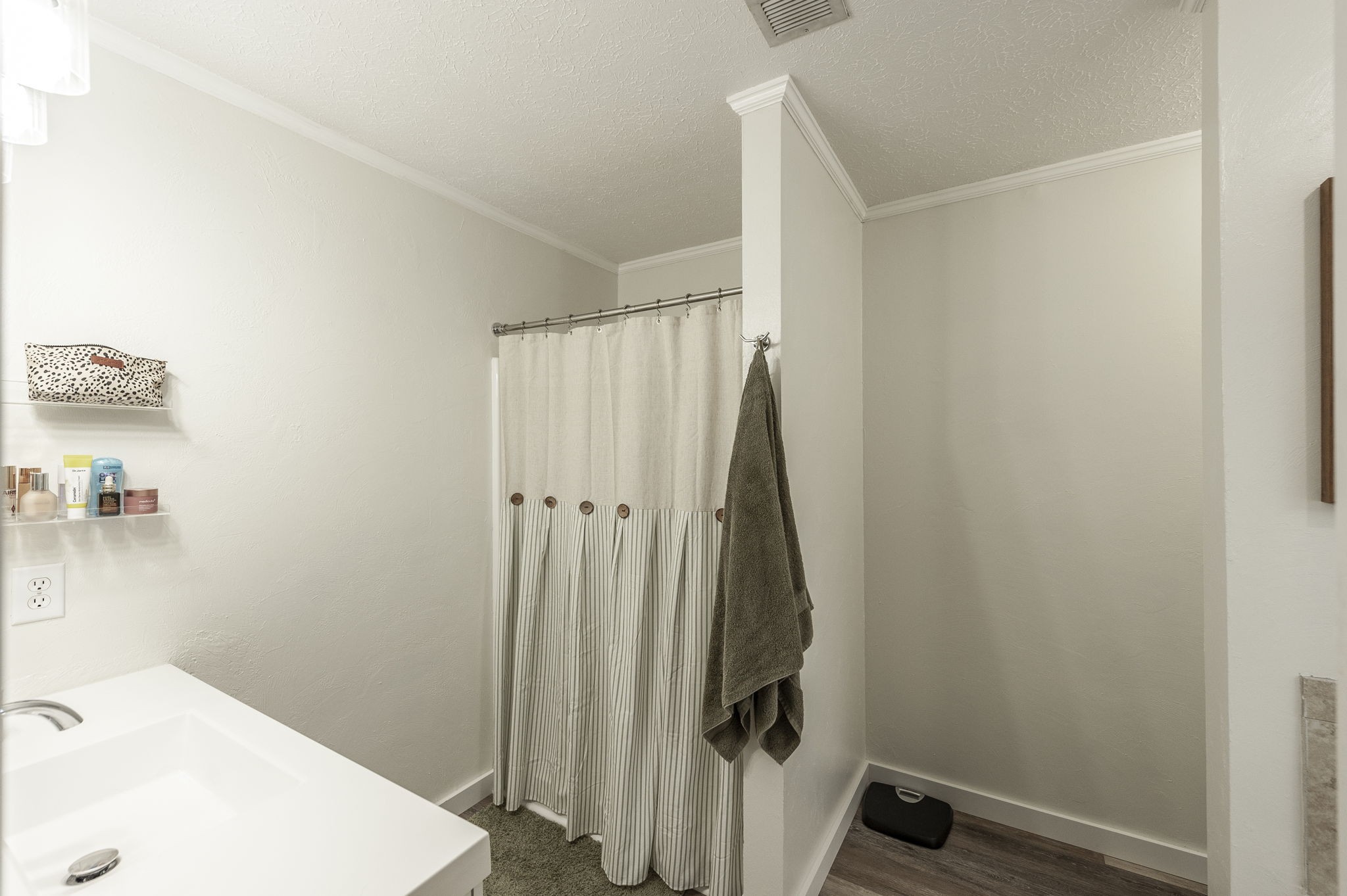 376 Huntington Dr