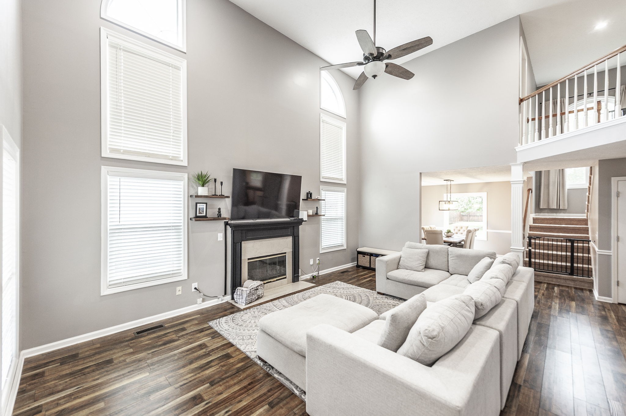 376 Huntington Dr