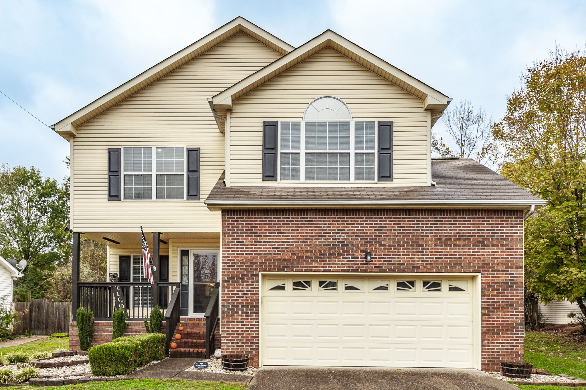 376 Huntington Dr