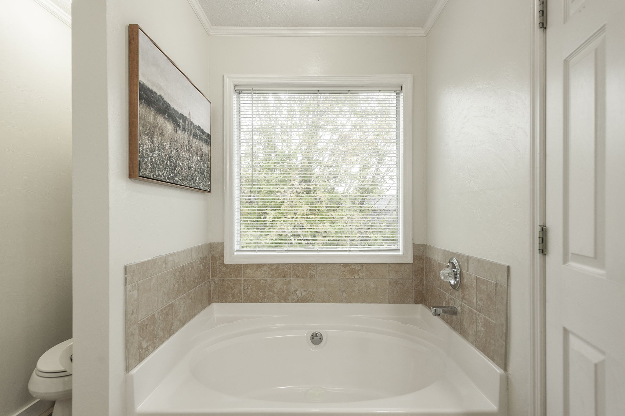 376 Huntington Dr