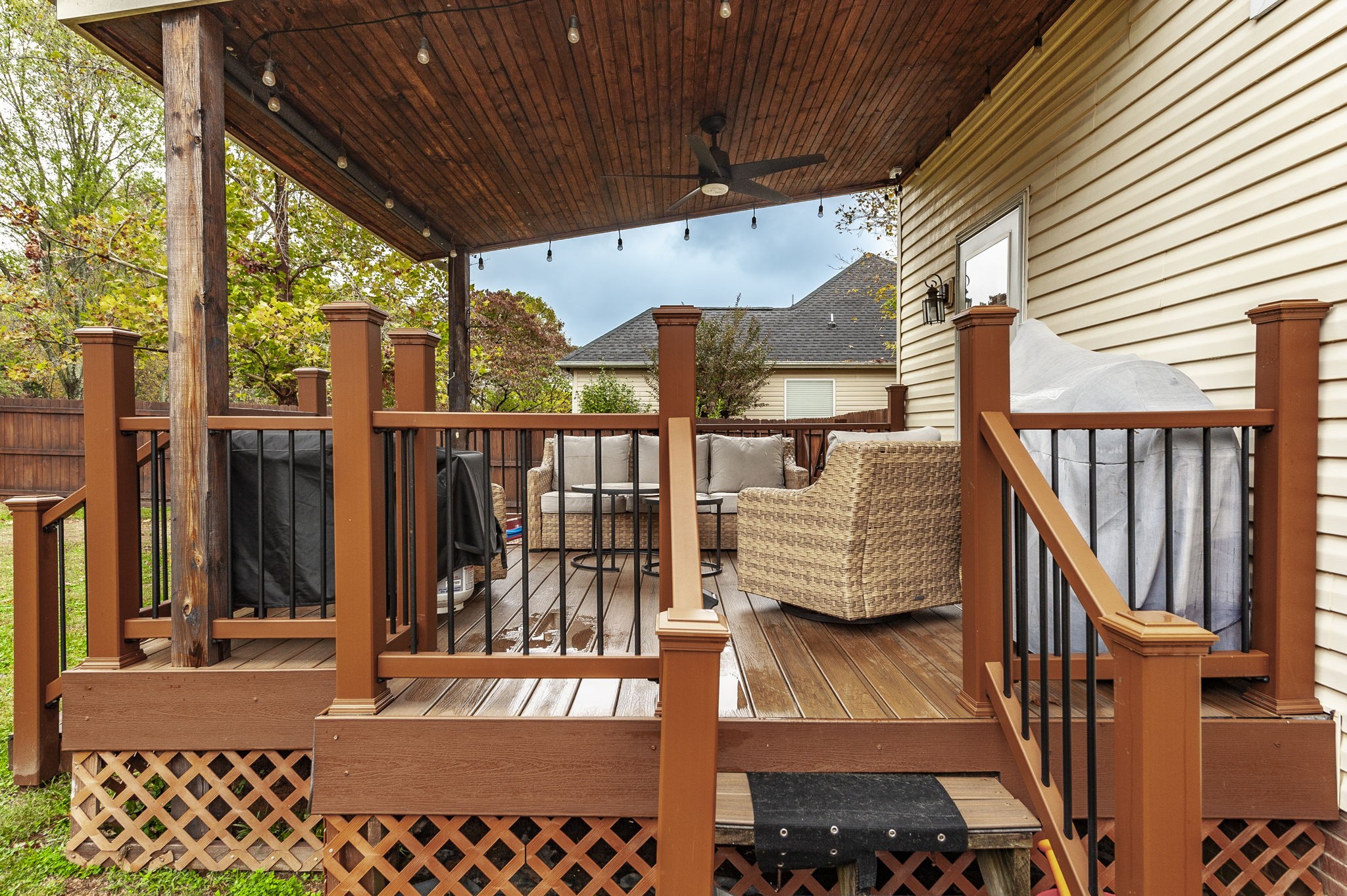 376 Huntington Dr