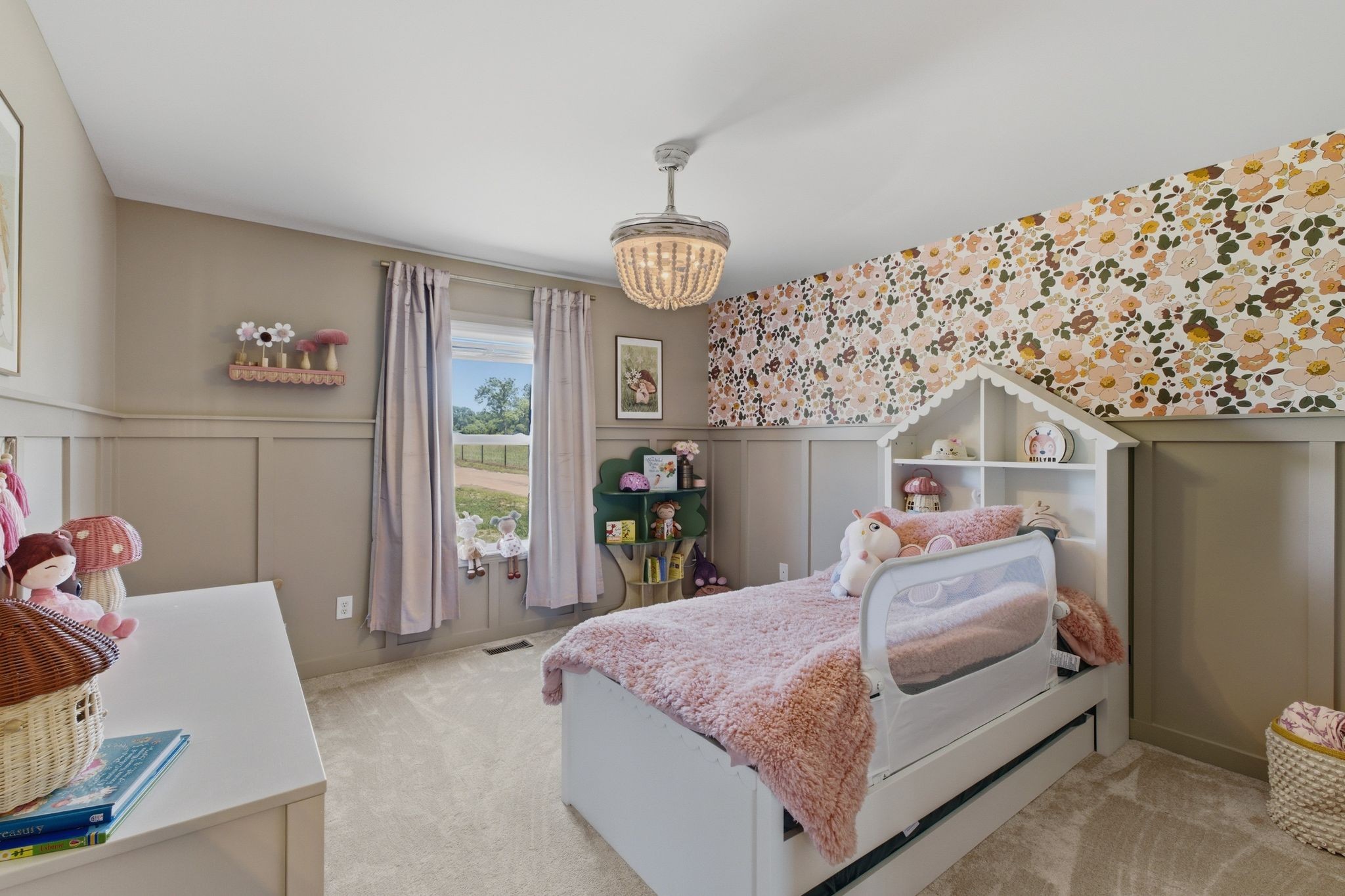 1164 Chenault Ln