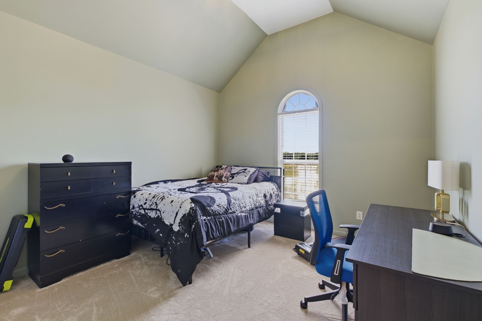 1164 Chenault Ln