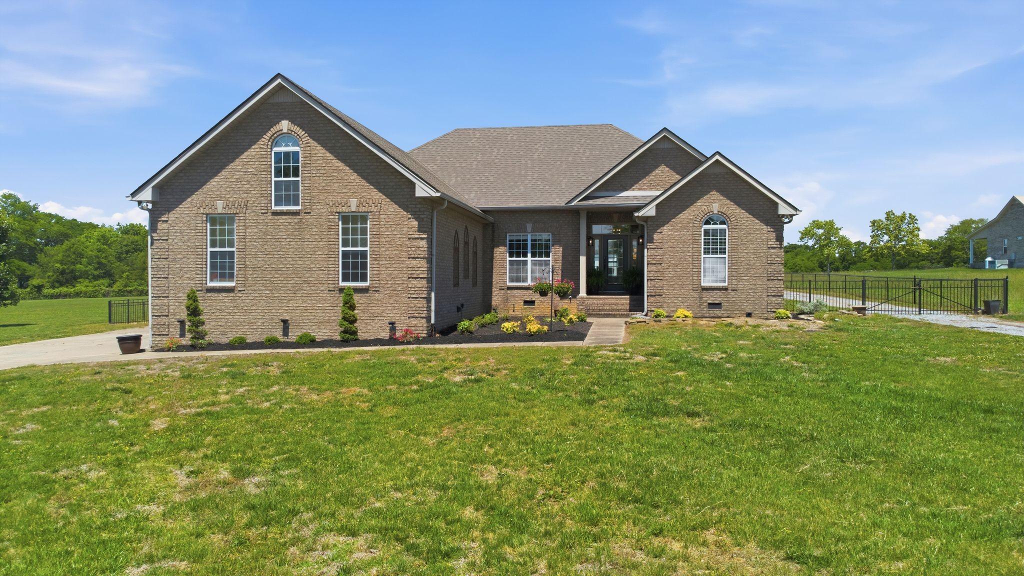1164 Chenault Ln