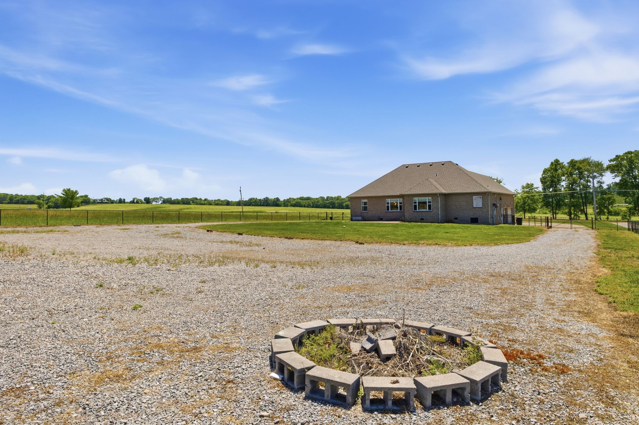 1164 Chenault Ln