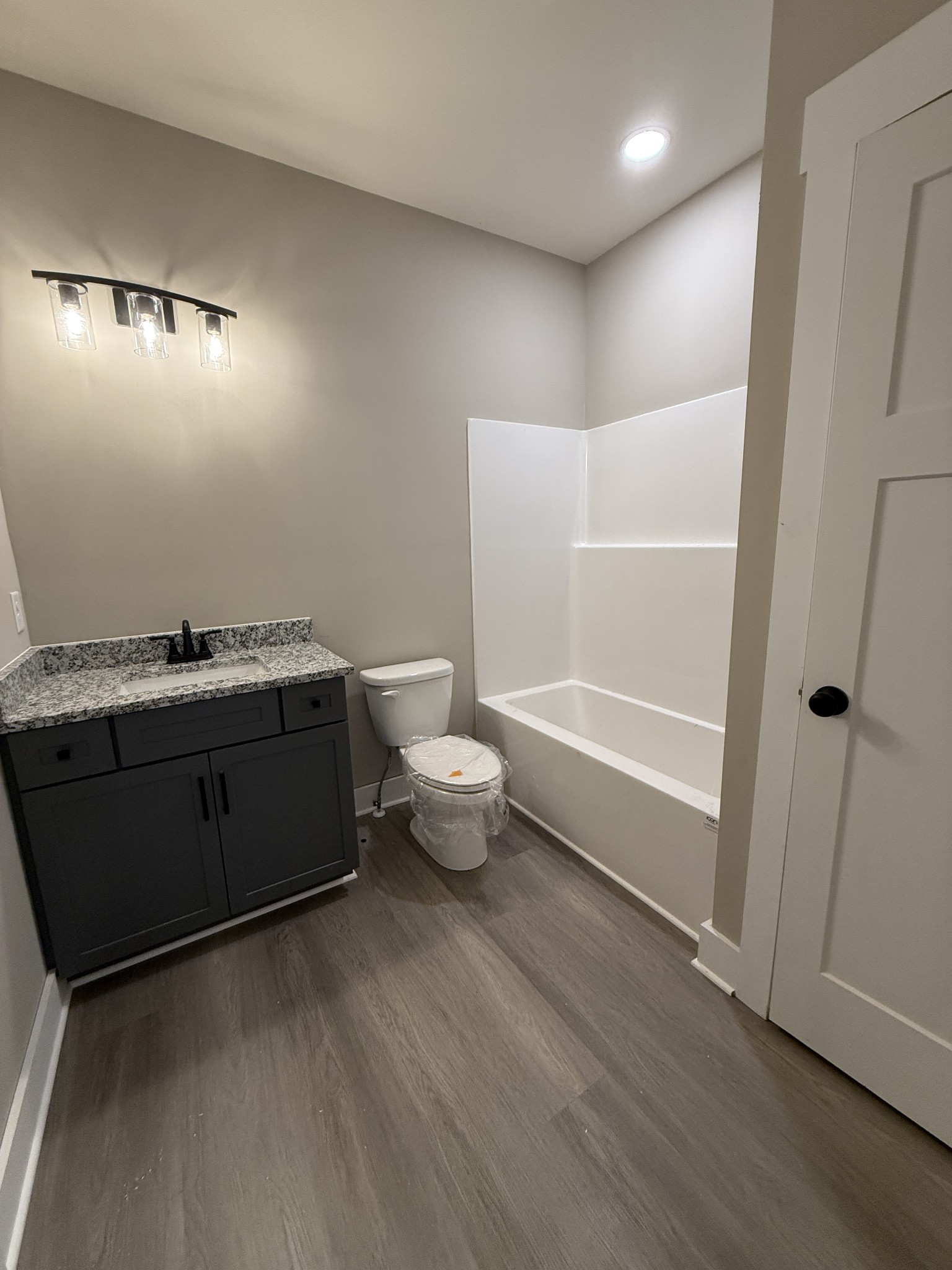 180 Northside Landing
