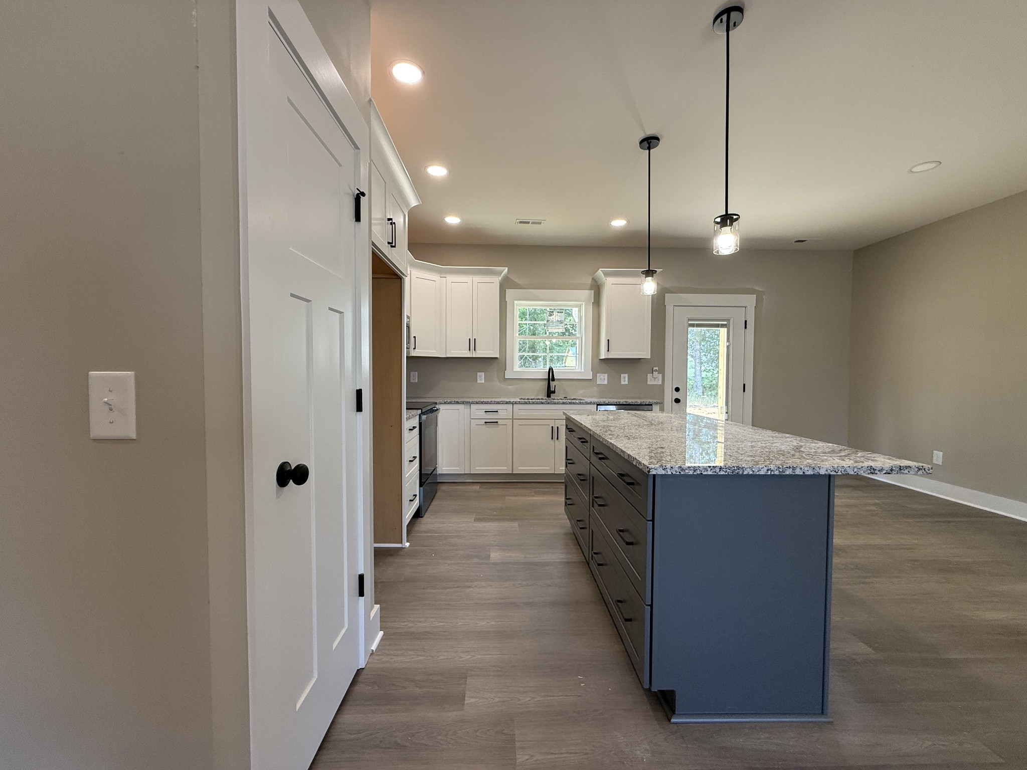 180 Northside Landing