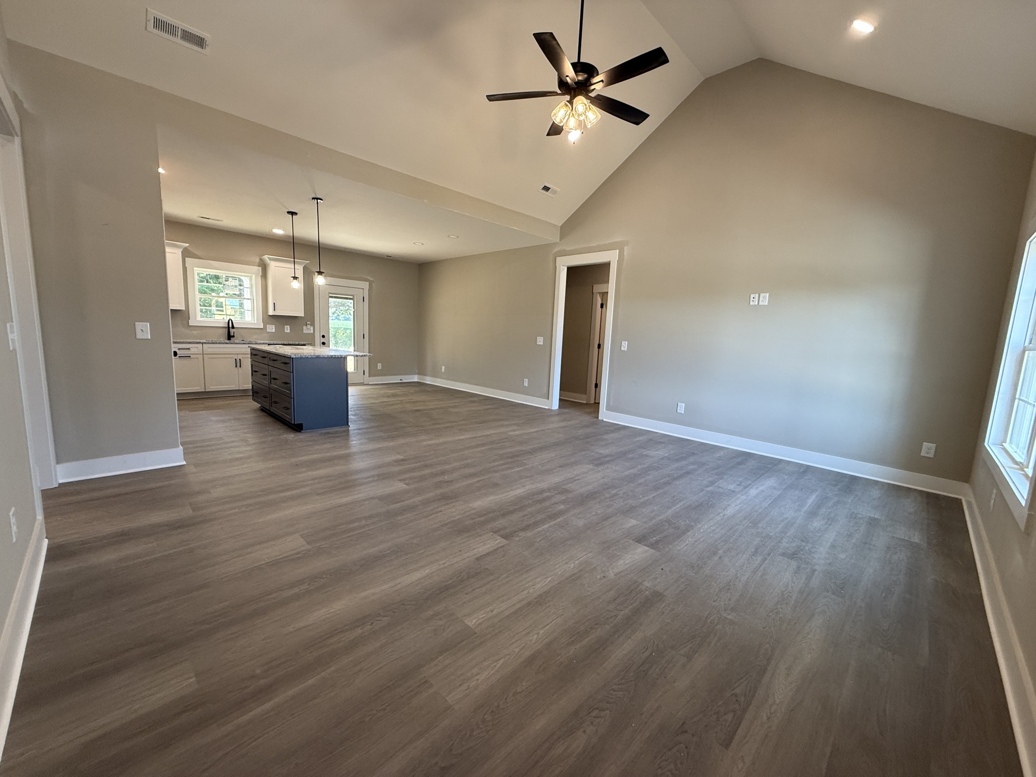 180 Northside Landing