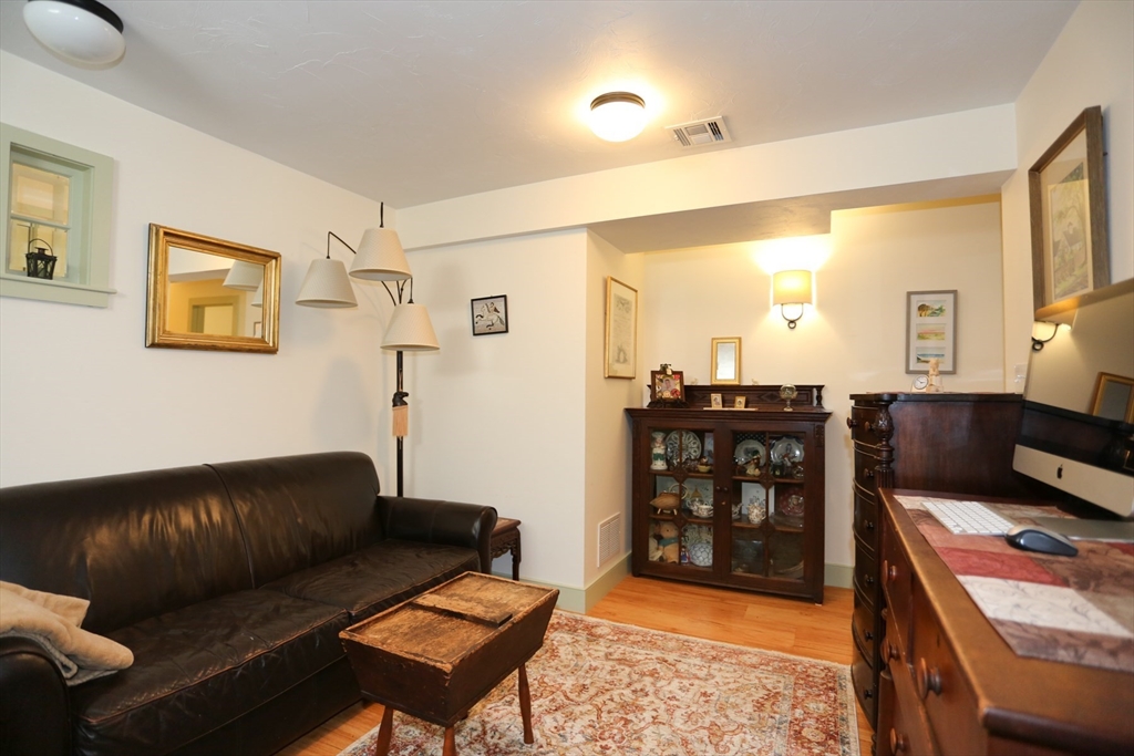 24 Pershing Road # 24