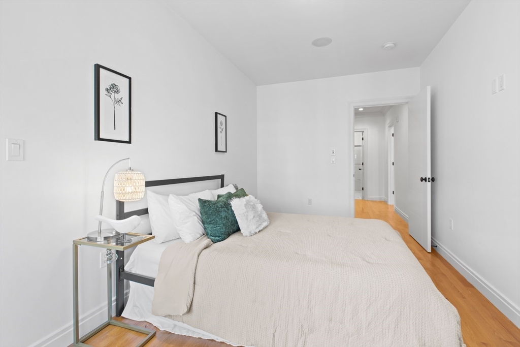 637 E 1st St # 203