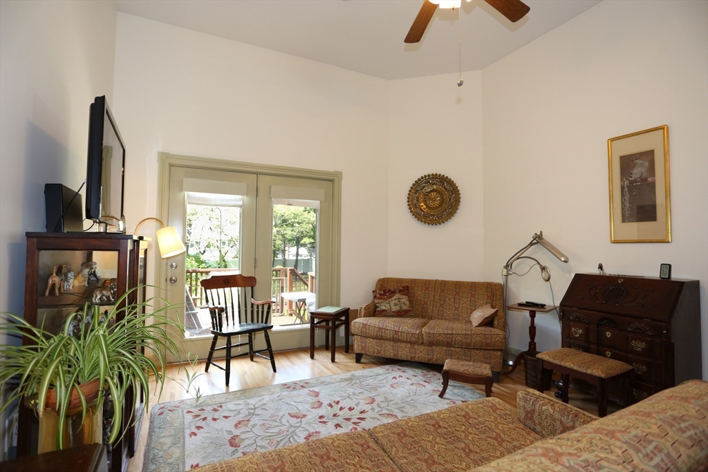 24 Pershing Street # 24