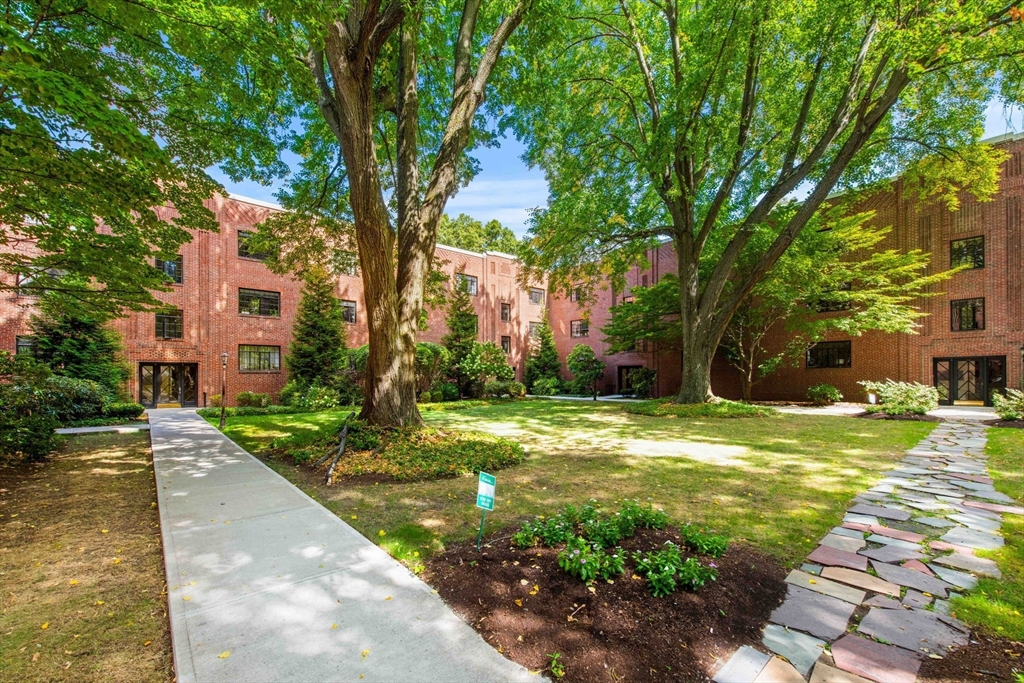 106 Sewall Ave # 5