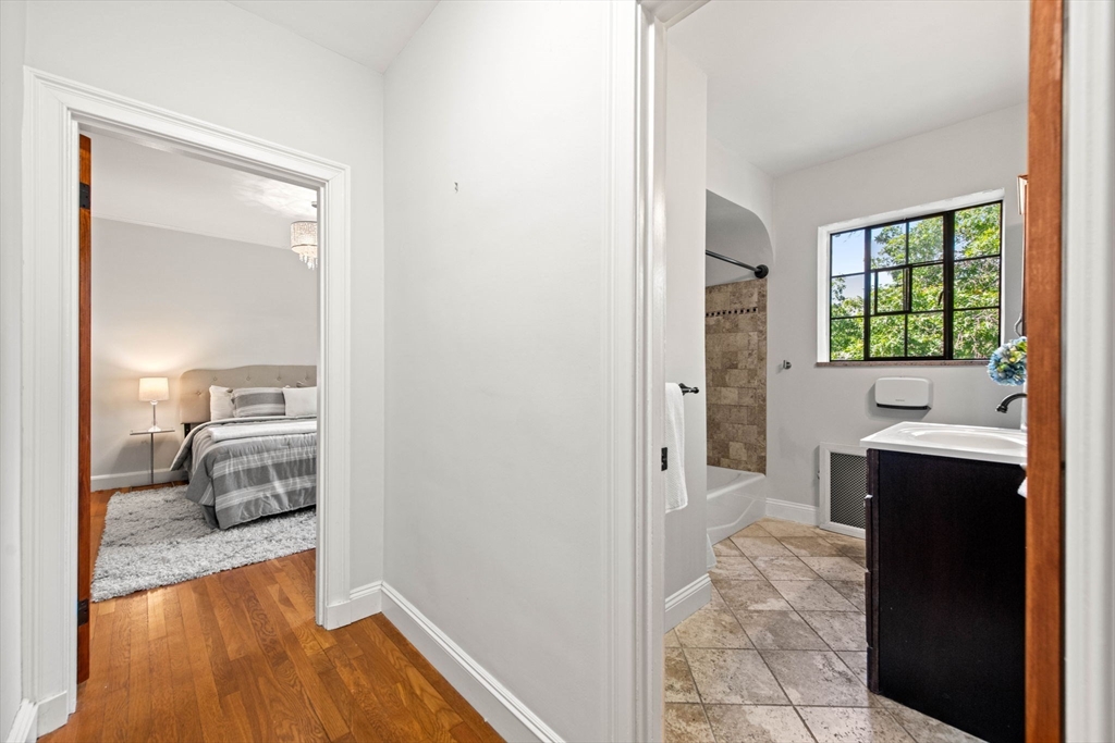 106 Sewall Ave # 5