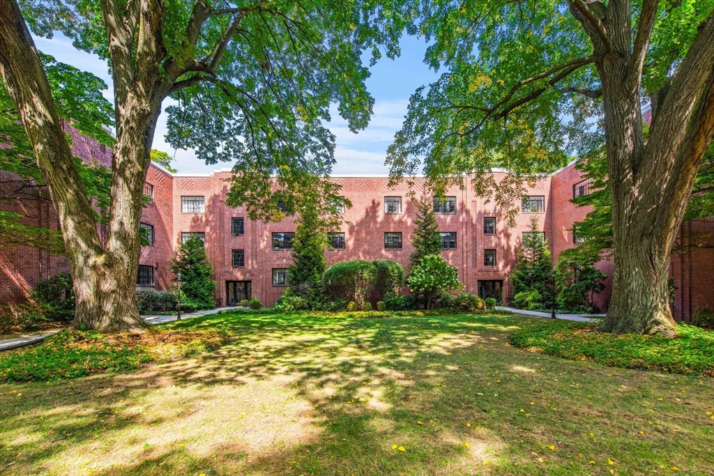 106 Sewall Ave # 5