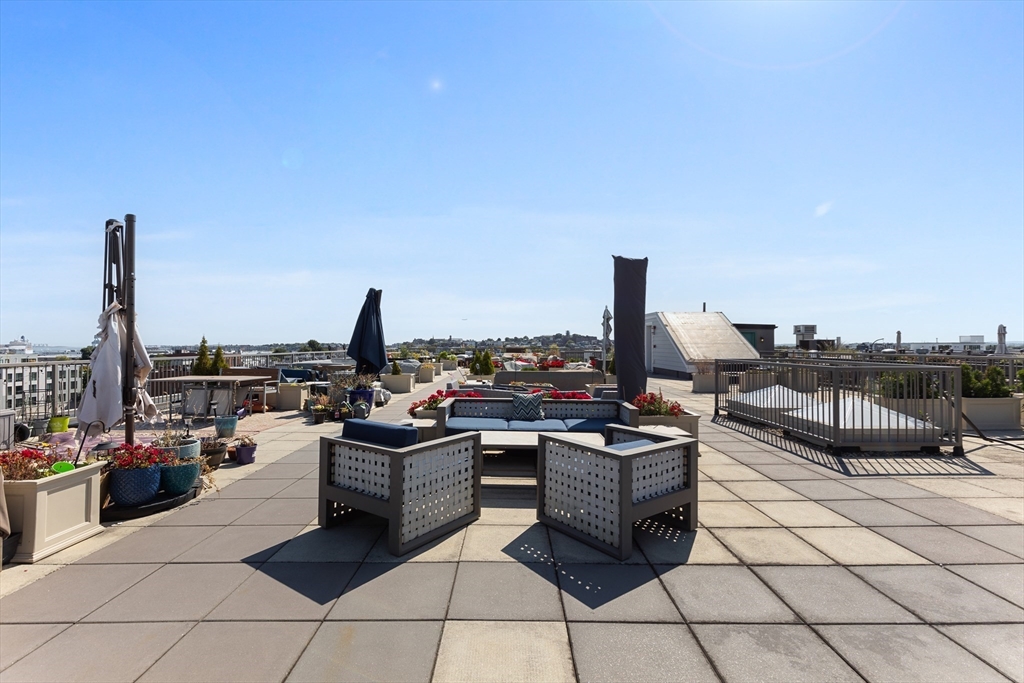 150 Dorchester Ave. # 614