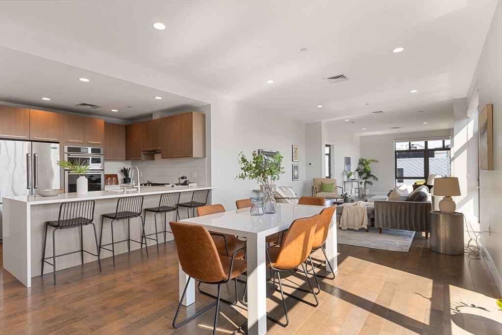 150 Dorchester Ave. # 614