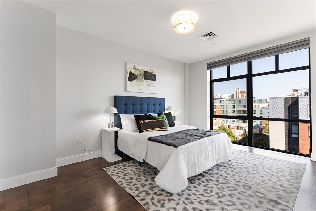 150 Dorchester Ave. # 614