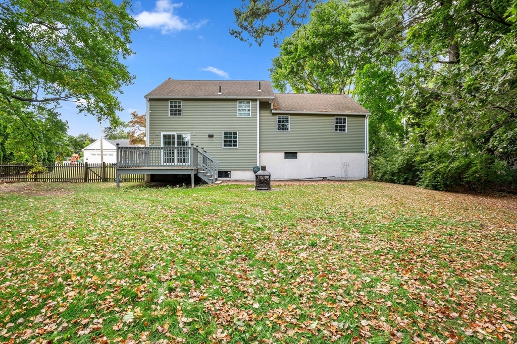 9 Roundy Rd
