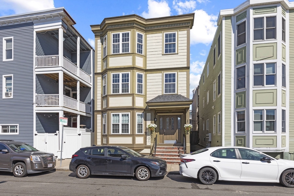 732 E 6th St Apt 2