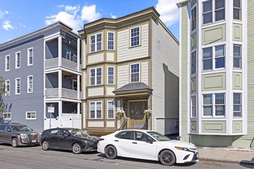 732 E 6th St Apt 2