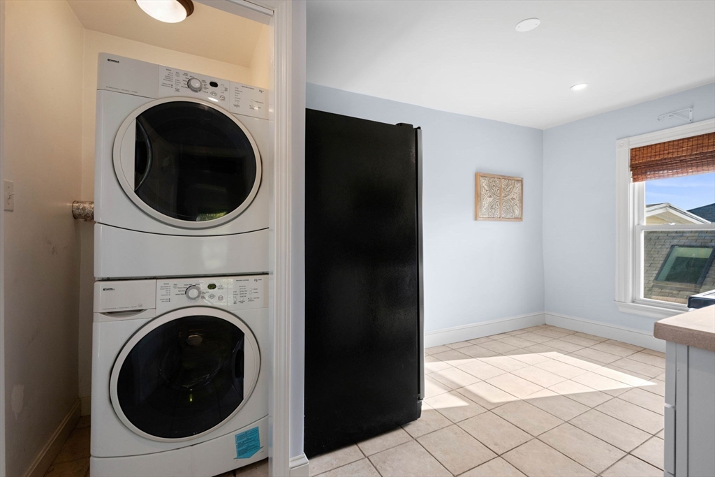 11 Cameron Ave # 3