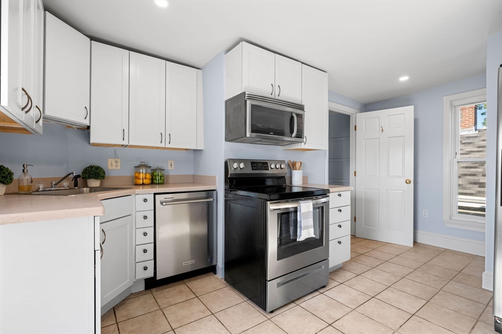 11 Cameron Ave # 3