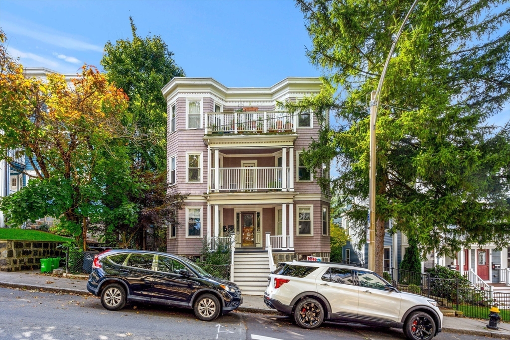 47 Montebello Rd # 2