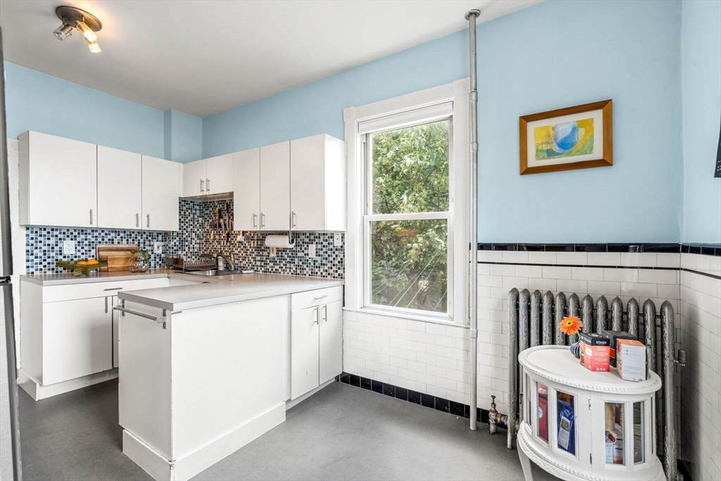 47 Montebello Rd # 2