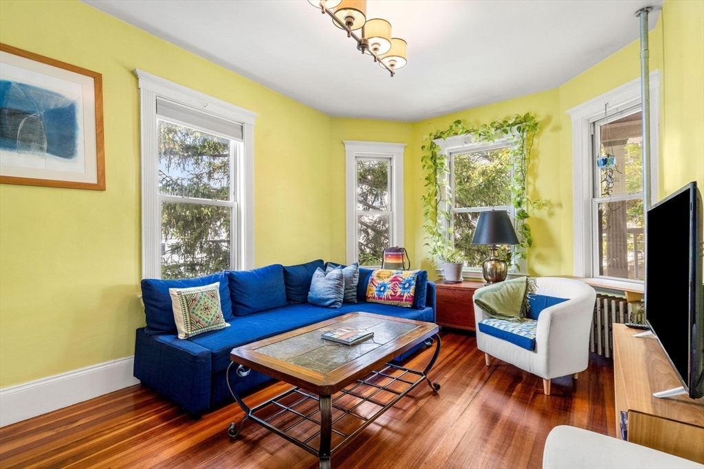 47 Montebello Rd # 2