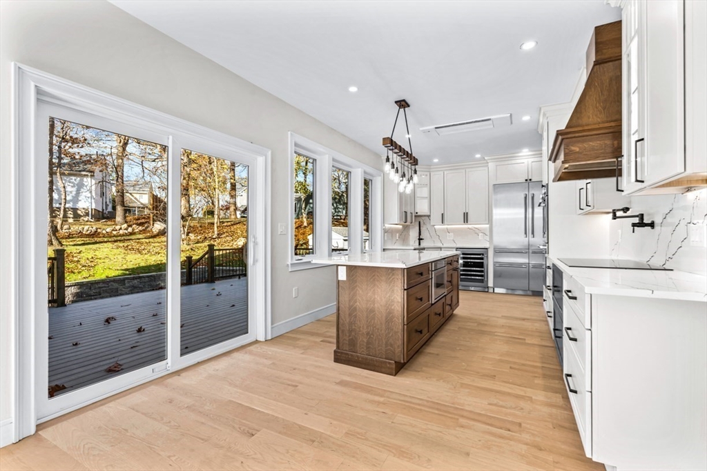 11 Alden Lane