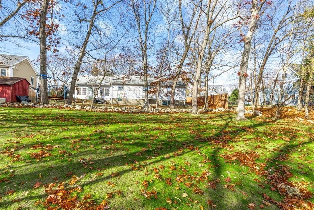11 Alden Lane