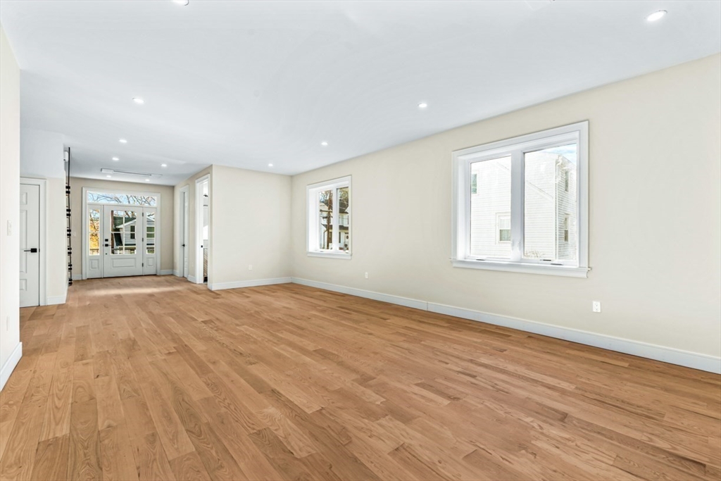 11 Alden Lane