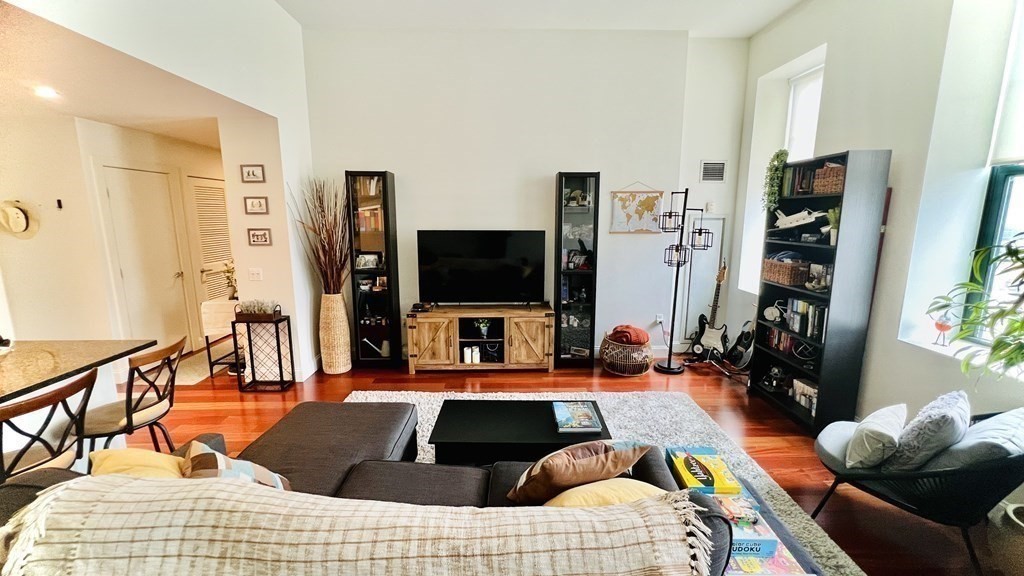150 Cambridge Street Unit: A209
