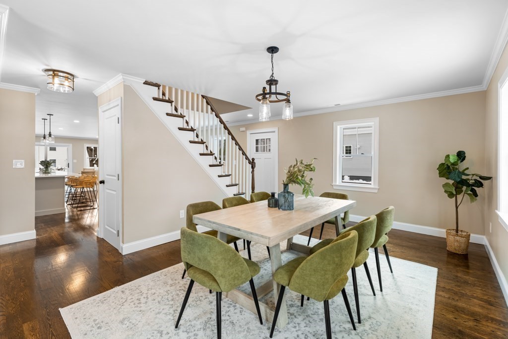 12 Emerald St