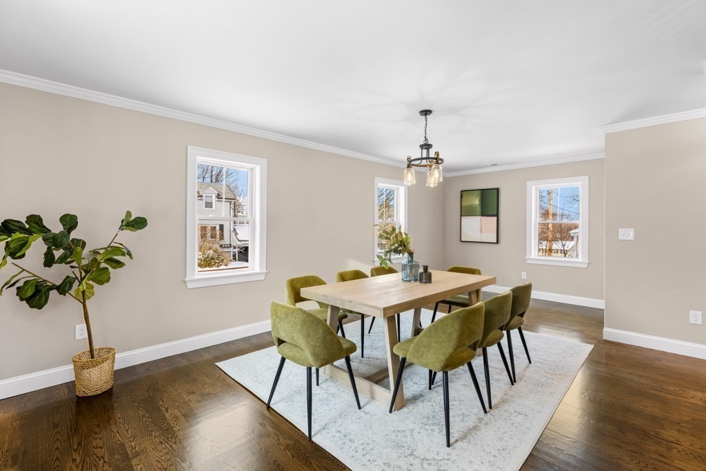 12 Emerald St