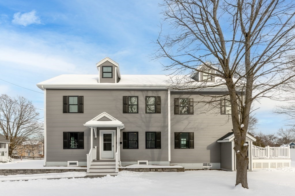 12 Emerald St