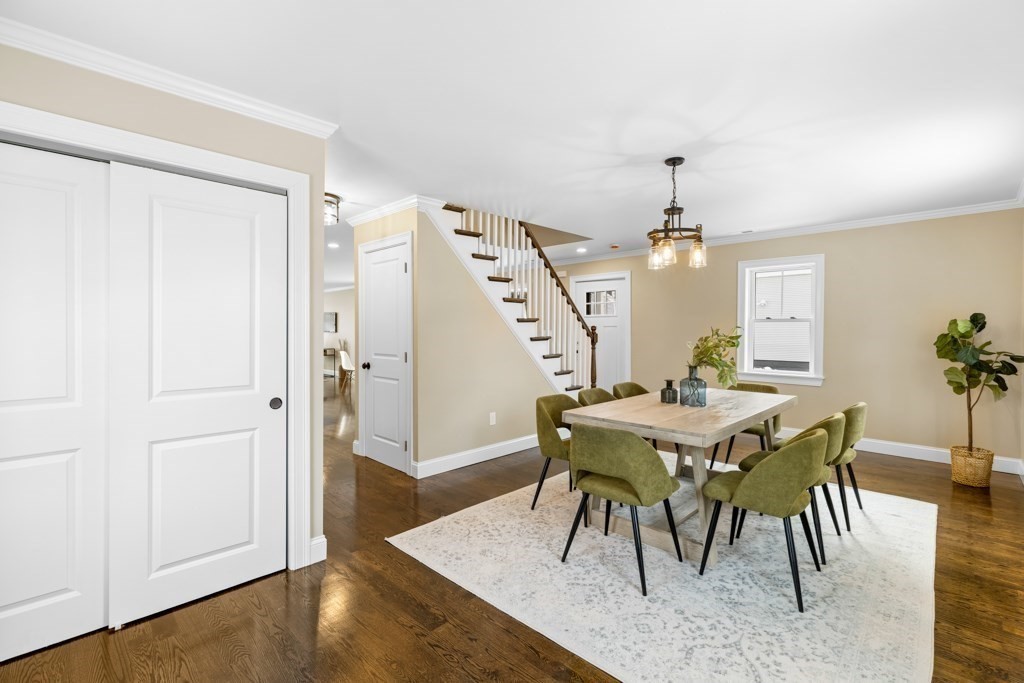 12 Emerald St