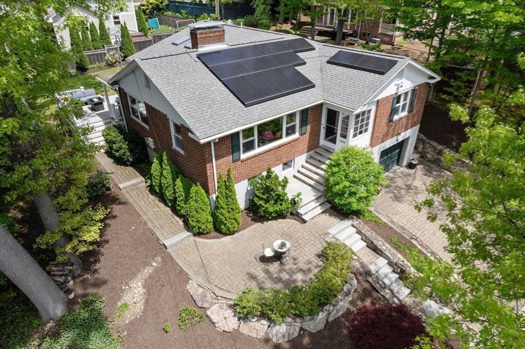 35 Everett St