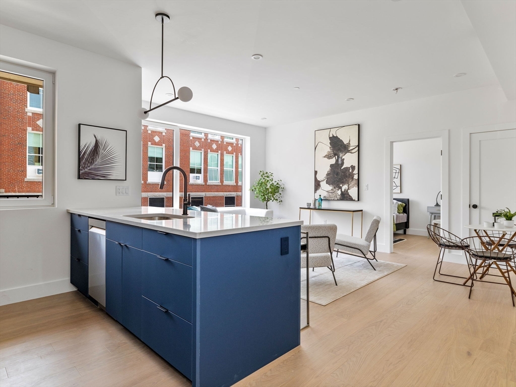 27 Dixwell # 8