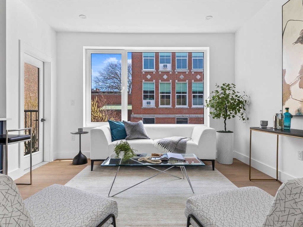 27 Dixwell # 8