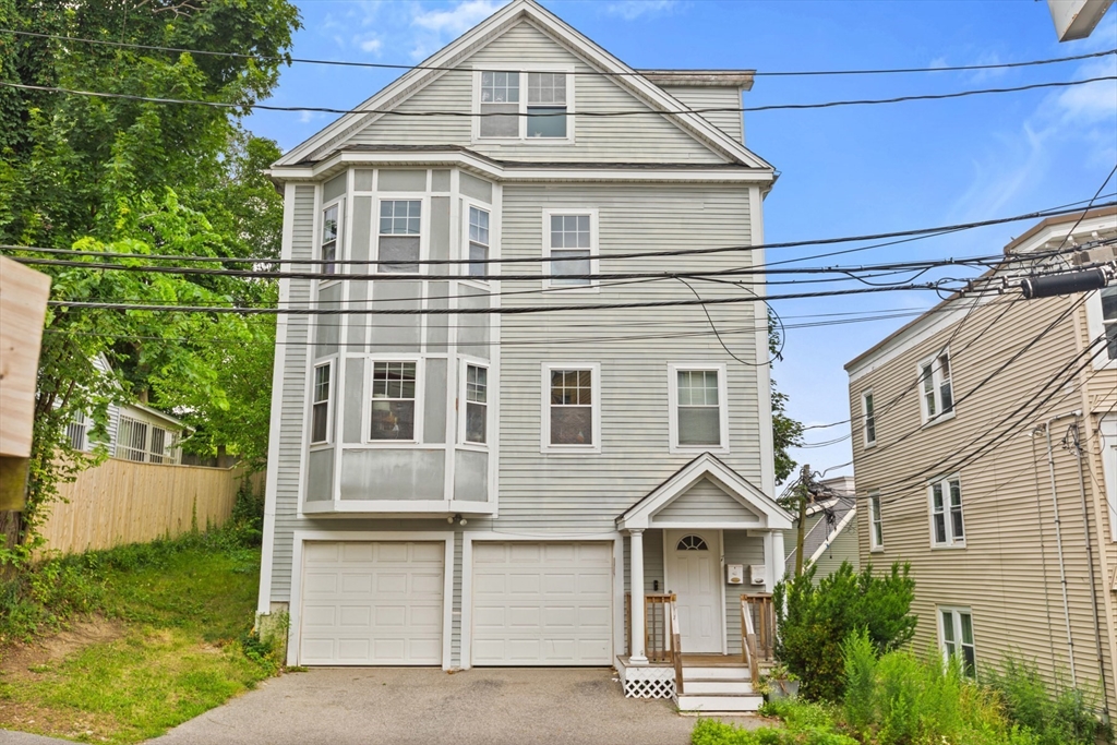 7 Fox St # 1
