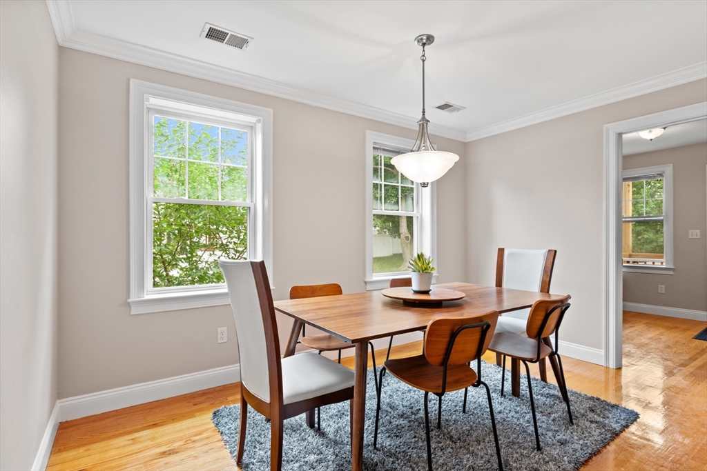 7 Fox St # 1