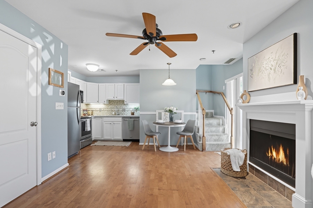 200 Falls Blvd # G110