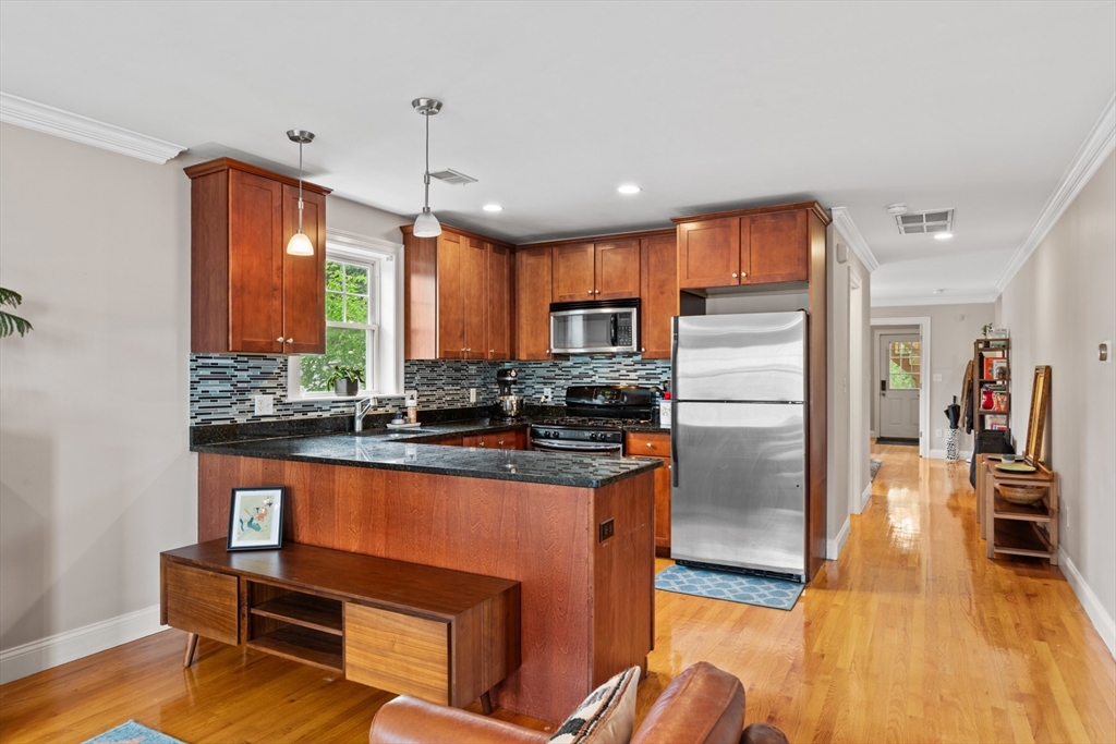 7 Fox St # 1, Boston Unit: 1